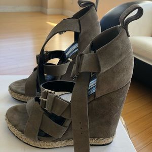 Balenciaga taupe suede wedges